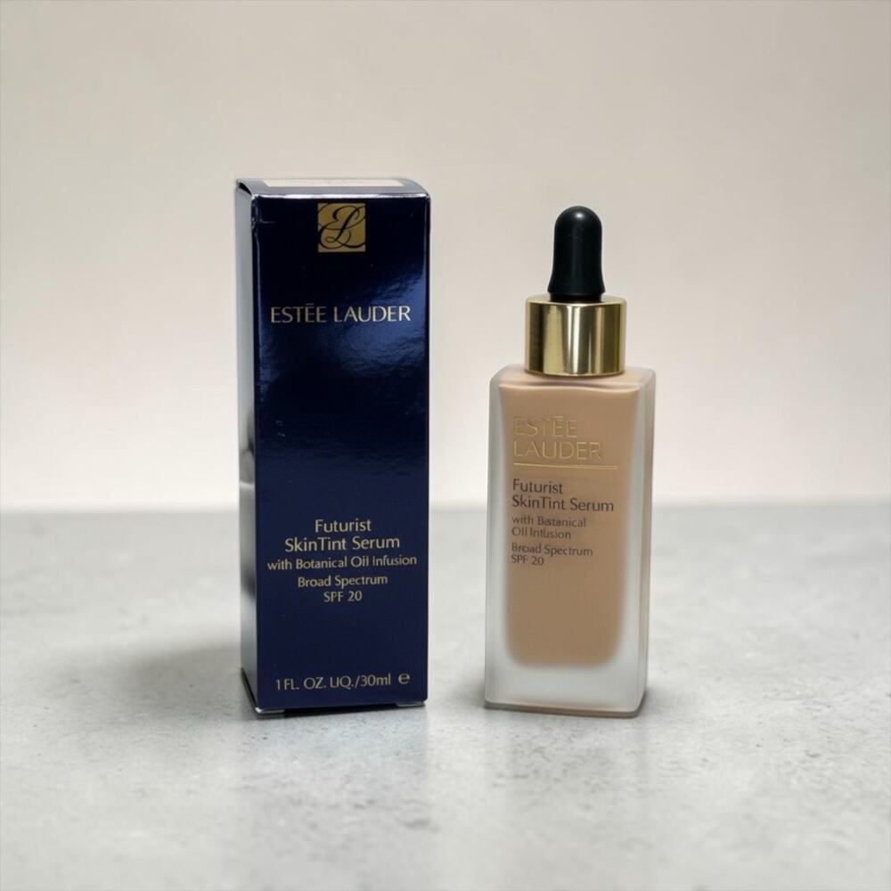 Estee Lauder Futurist SkinTint Serum SPF20 Foundation 1N1 IVORY NUDE - Size 30mL